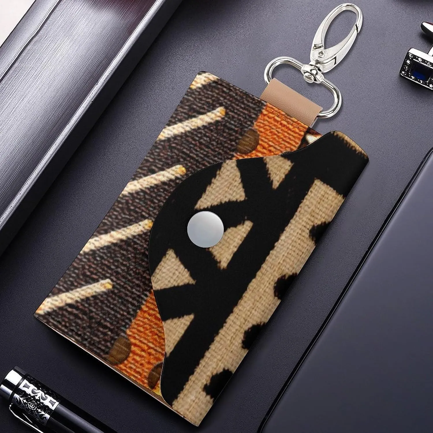 African Mud Cloth Print Portable And Compact Leather Keybag