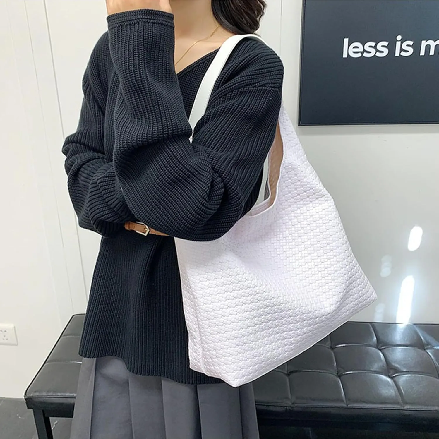 Durable Hobo Bag for Women Spacious Vegan Leather Shoulder Handbag Slouchy Crossbody Underarm Tote Trendy Mothers Day Gift