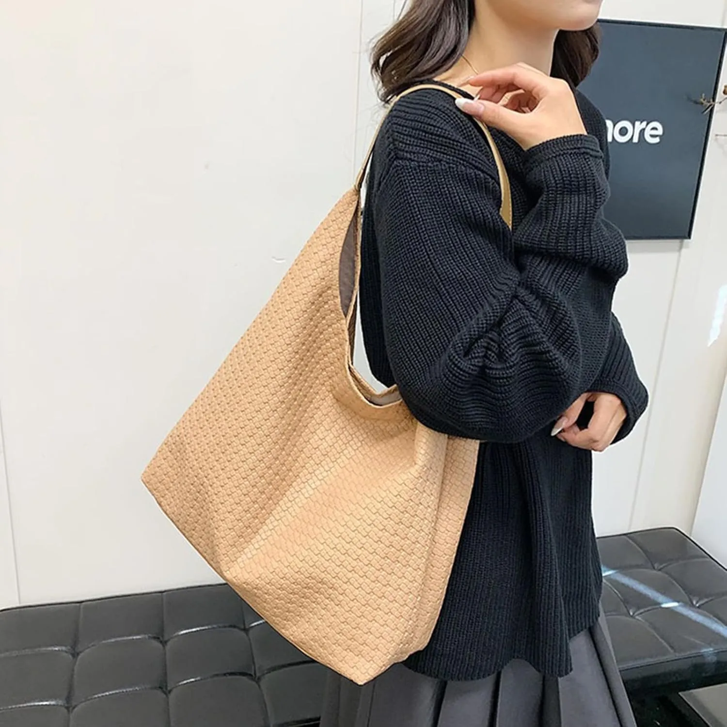 Durable Hobo Bag for Women Spacious Vegan Leather Shoulder Handbag Slouchy Crossbody Underarm Tote Trendy Mothers Day Gift