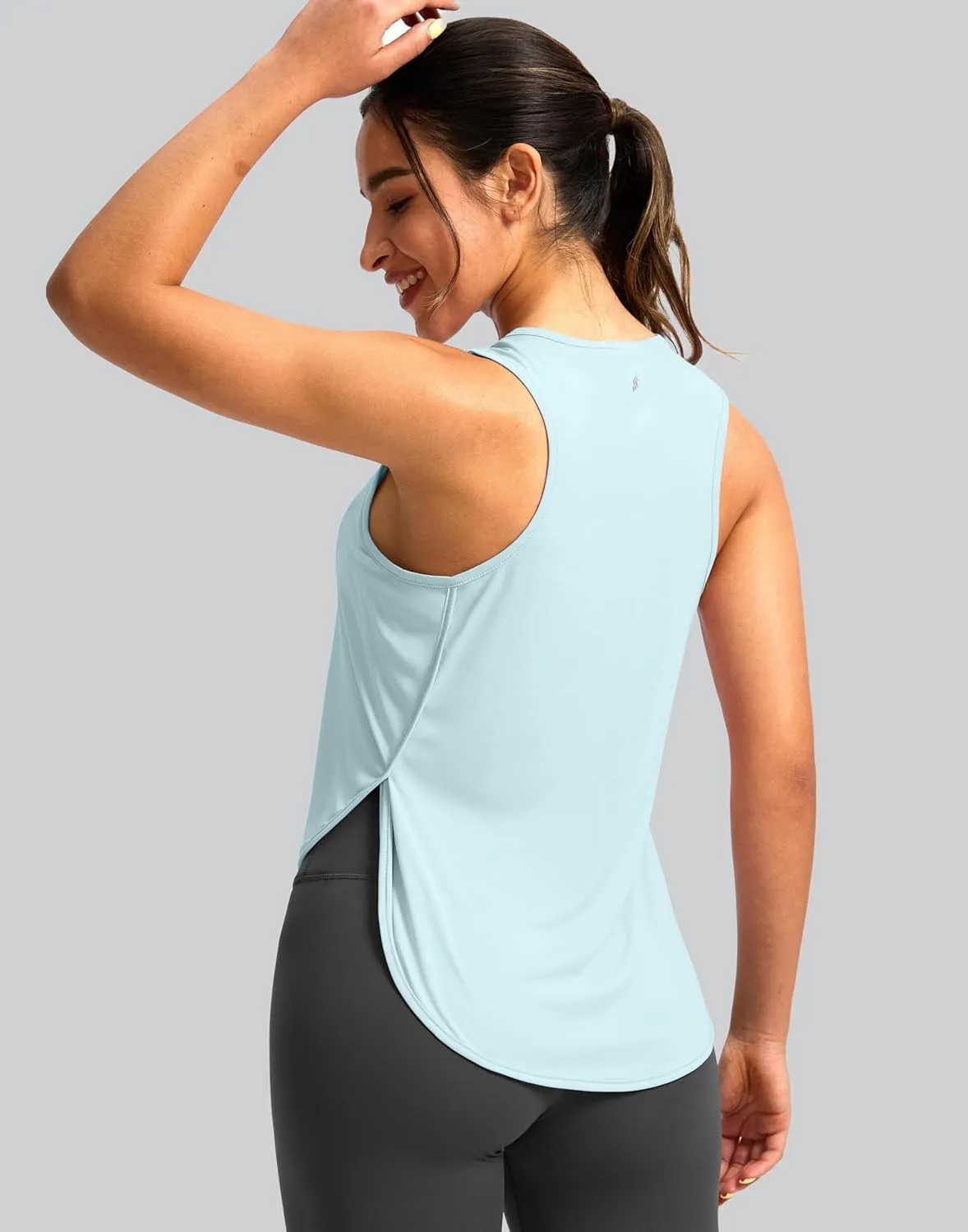 Soothfeel Women's Workout Tank Tops Racerback Sleeveless Running Tennis Shirt Loose Fit Sports Gym Exercise Yoga Athletic Top